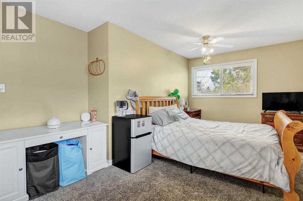 Single Family House Bungalow for Sale in  A Street Mountview Grande Prairie 