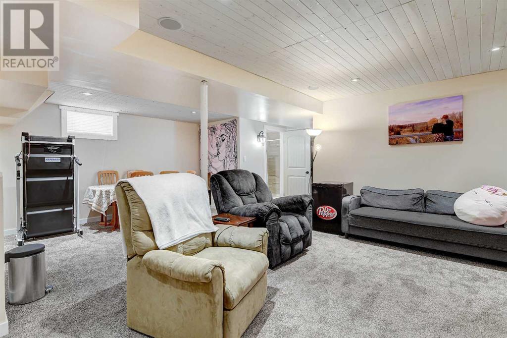 Single Family House Bungalow for Sale in  A Street Mountview Grande Prairie 