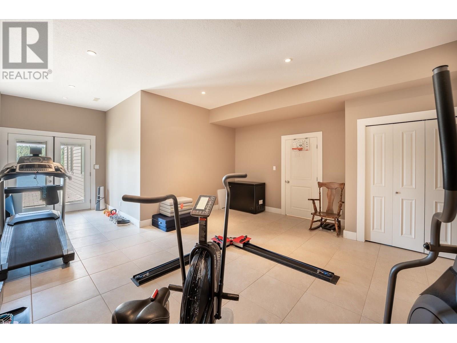 21565 WEST LAKE ROAD, Prince George