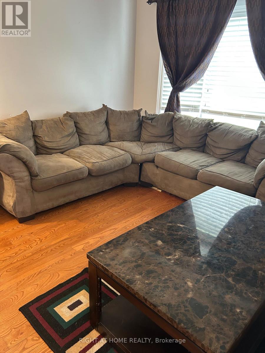 Multi-family House Bungalow for Sale 