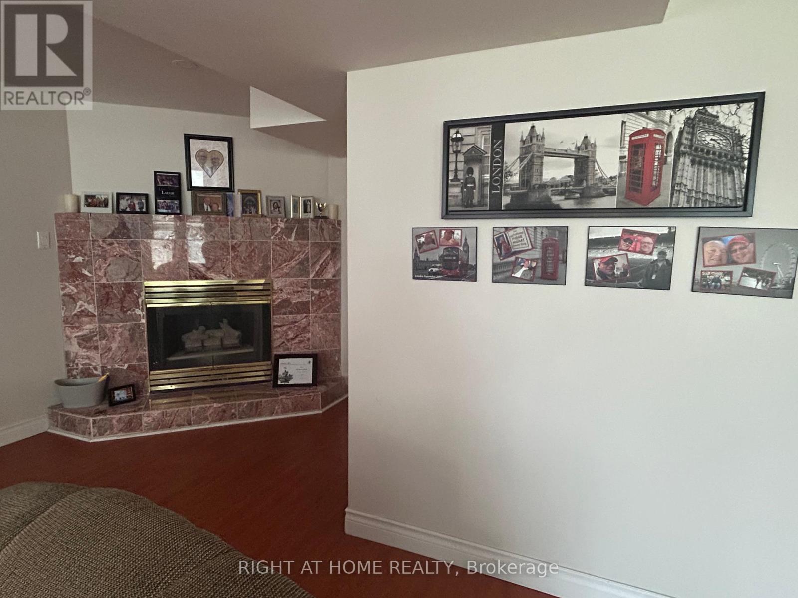 Multi-family House Bungalow for Sale 