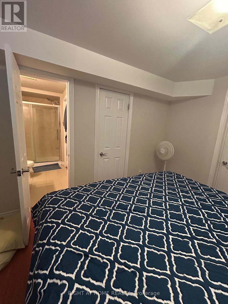 Multi-family House Bungalow for Sale 
