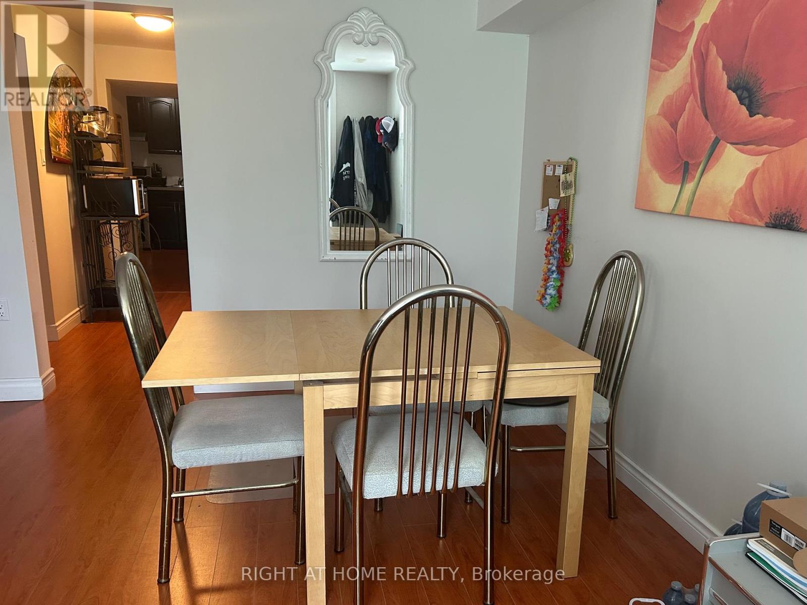 Multi-family House Bungalow for Sale 