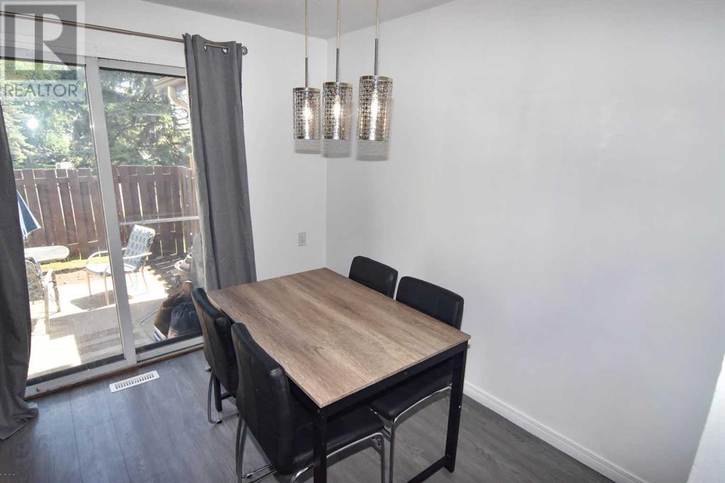 Single Family House for Sale in   Templemont Way NE Temple Calgary 