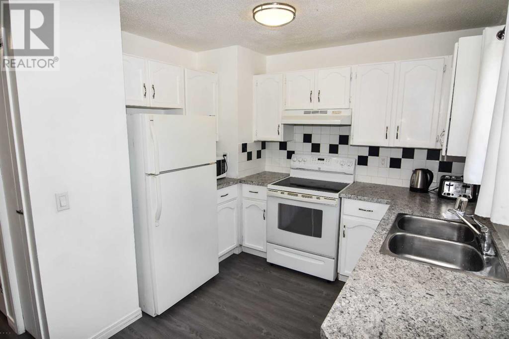 Single Family House for Sale in   Templemont Way NE Temple Calgary 