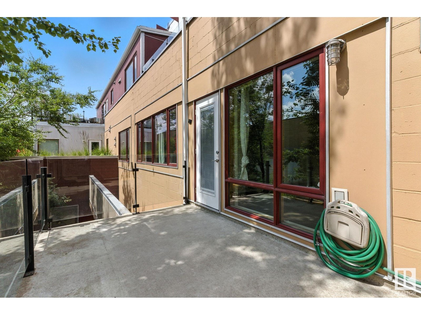 Photo 7 of 204 11633 105 Av Nw, Edmonton AB