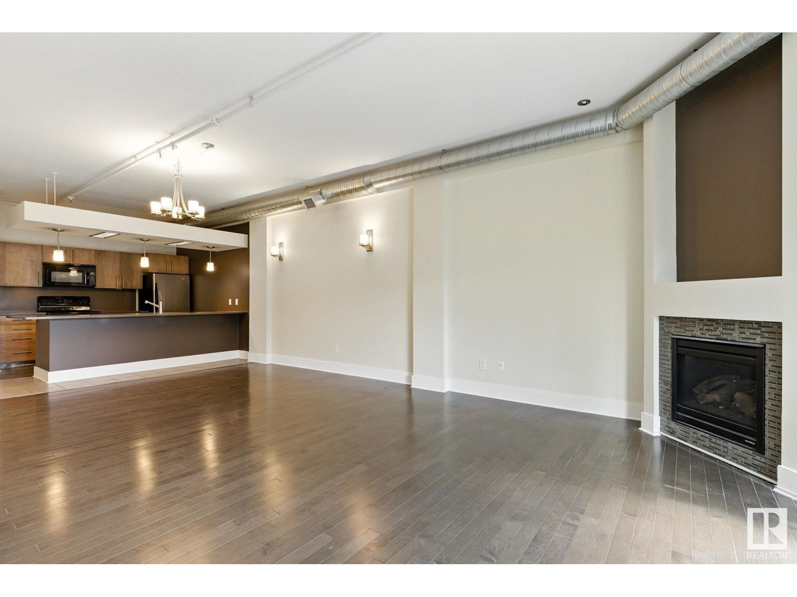 Photo 27 of 204 11633 105 Av Nw, Edmonton AB