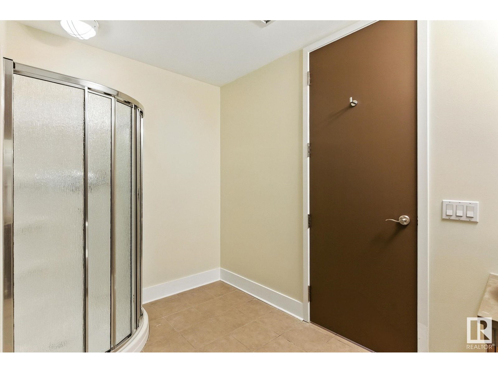 Photo 17 of 204 11633 105 Av Nw, Edmonton AB