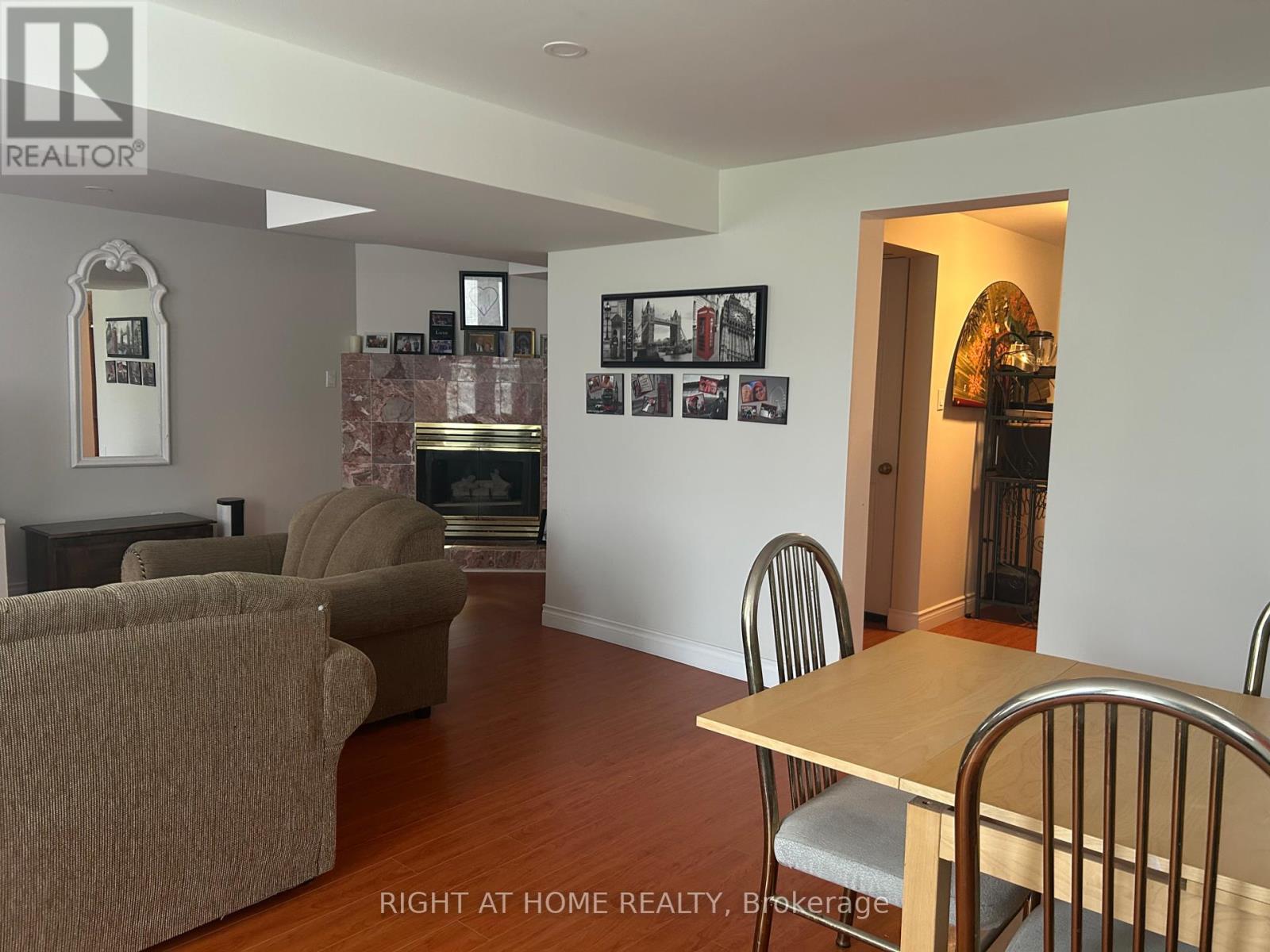 Multi-family House Bungalow for Sale 