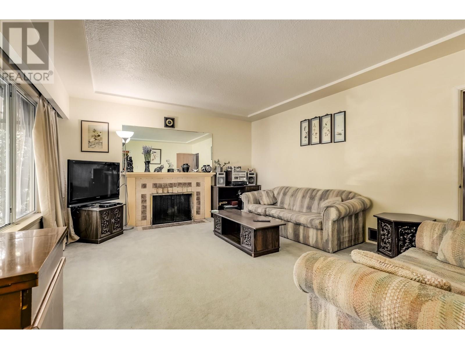 7475 KNIGHT STREET, Vancouver real estate listing R3011877