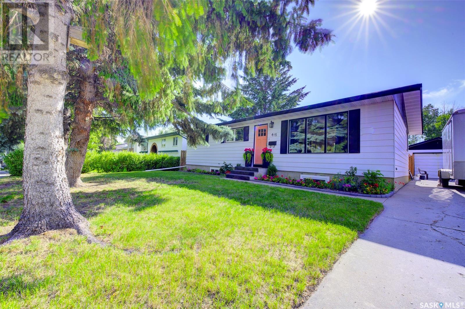 Single Family House Bungalow for Sale in Cres  Highlands CRESCENT Saskatoon 