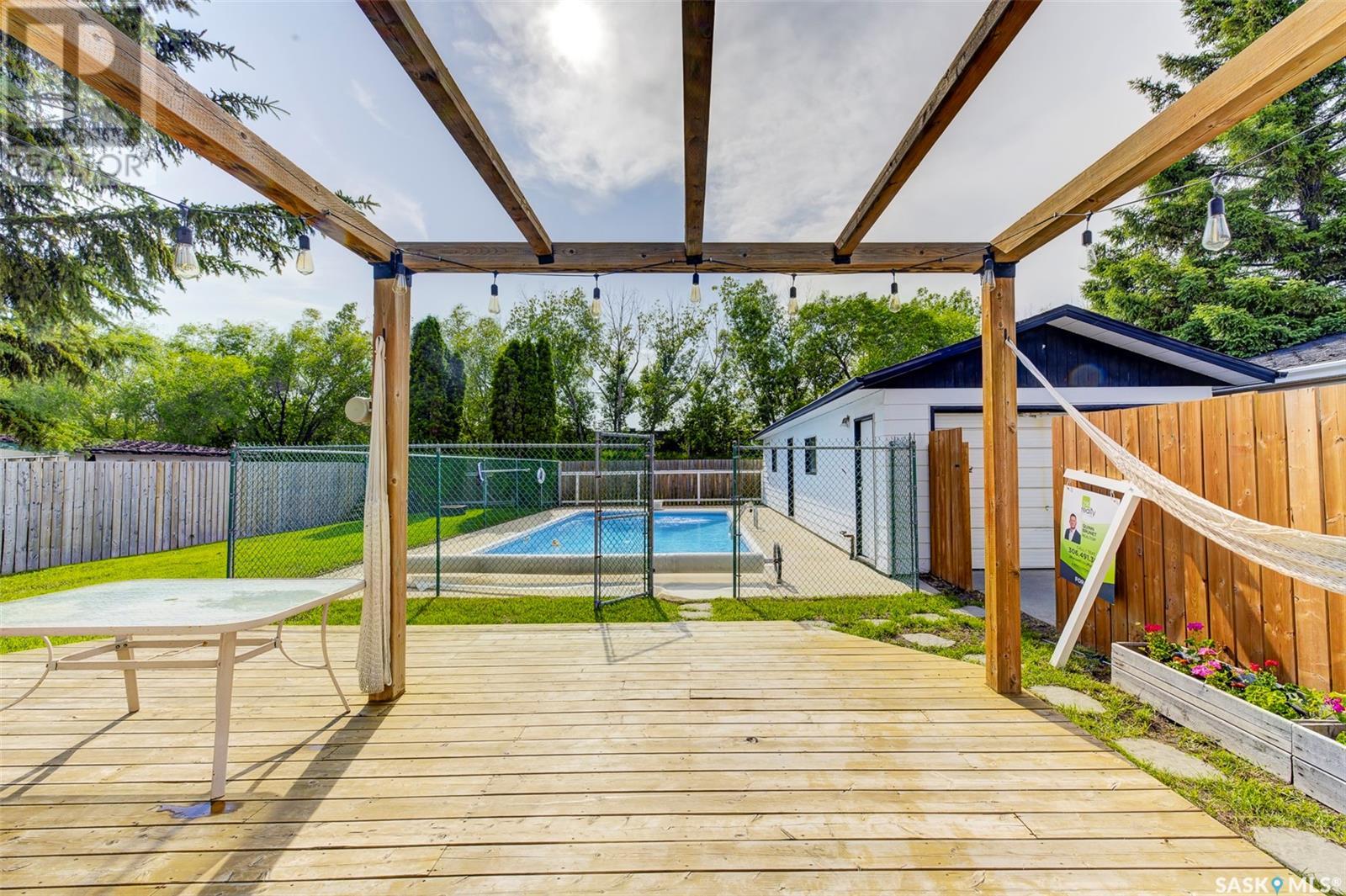 Single Family House Bungalow for Sale in Cres  Highlands CRESCENT Saskatoon 