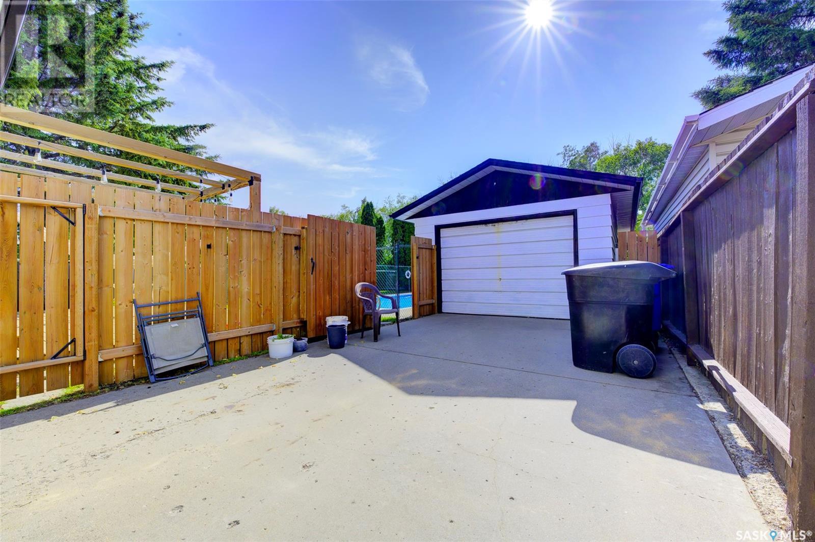 Single Family House Bungalow for Sale in Cres  Highlands CRESCENT Saskatoon 