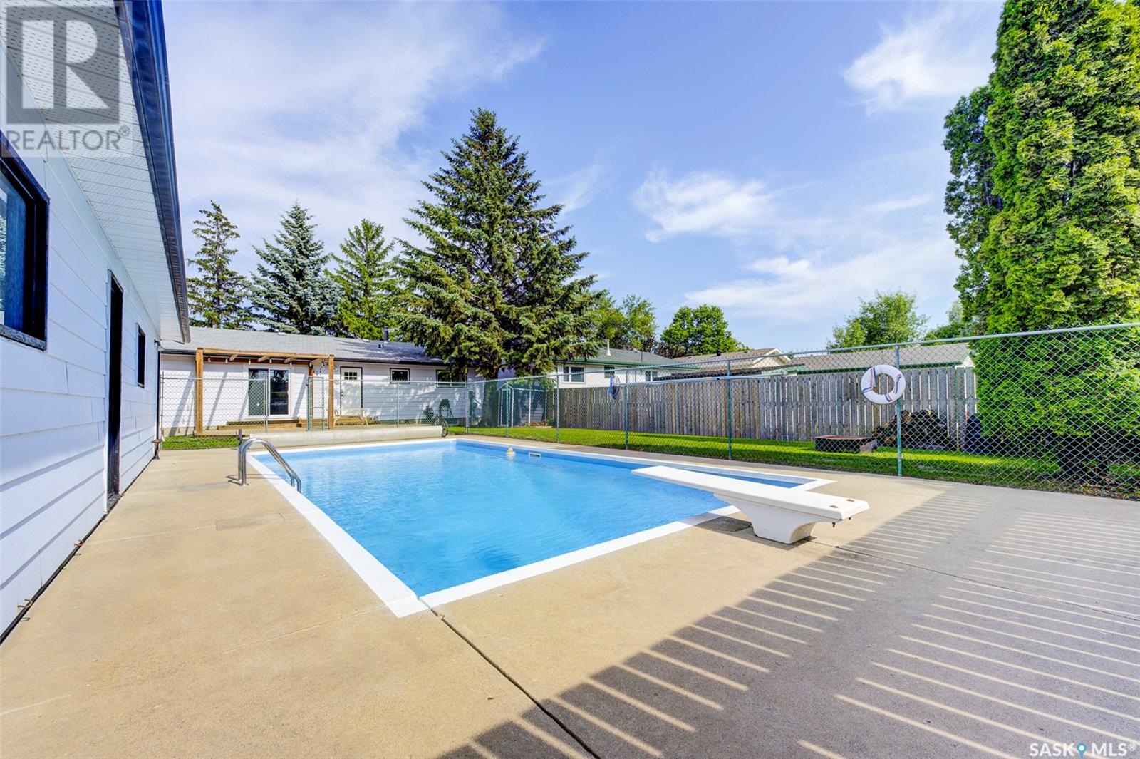 Single Family House Bungalow for Sale in Cres  Highlands CRESCENT Saskatoon 