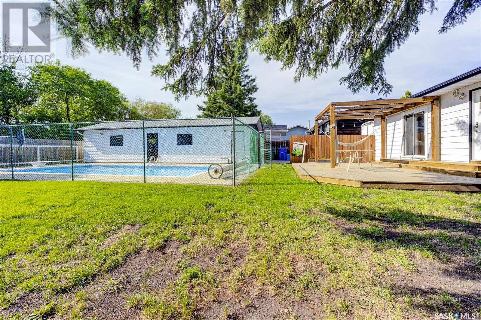 Single Family House Bungalow for Sale in Cres  Highlands CRESCENT Saskatoon 