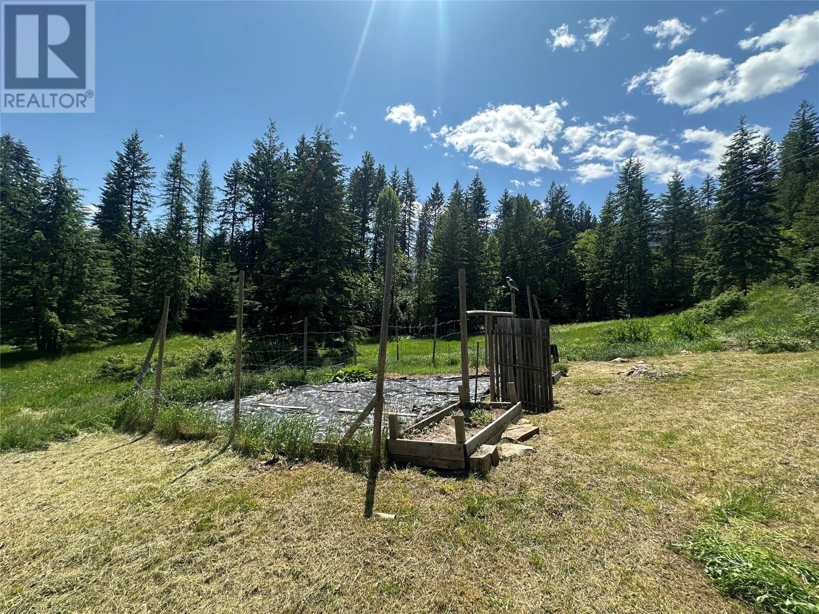 Photo 33 of 1482 Zwicky Road, Kaslo BC