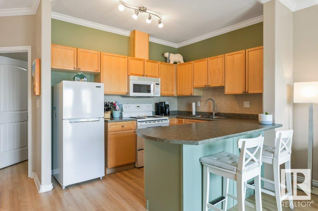 Photo 11 of 325 8528 82 Av Nw, Edmonton AB