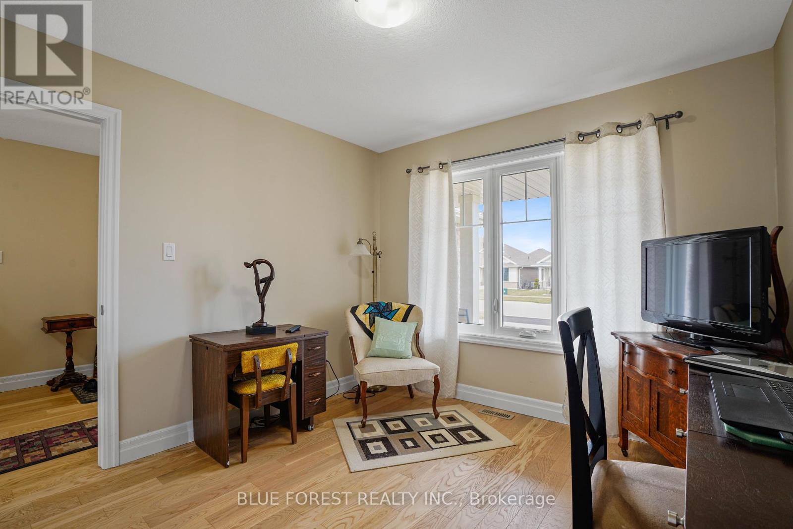 Photo 28 of 10 Auburn Drive, St Thomas ON