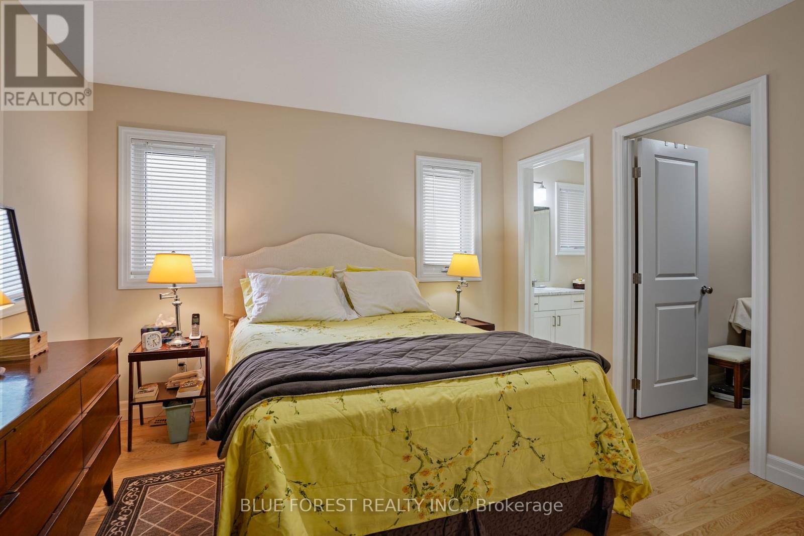 Photo 27 of 10 Auburn Drive, St Thomas ON