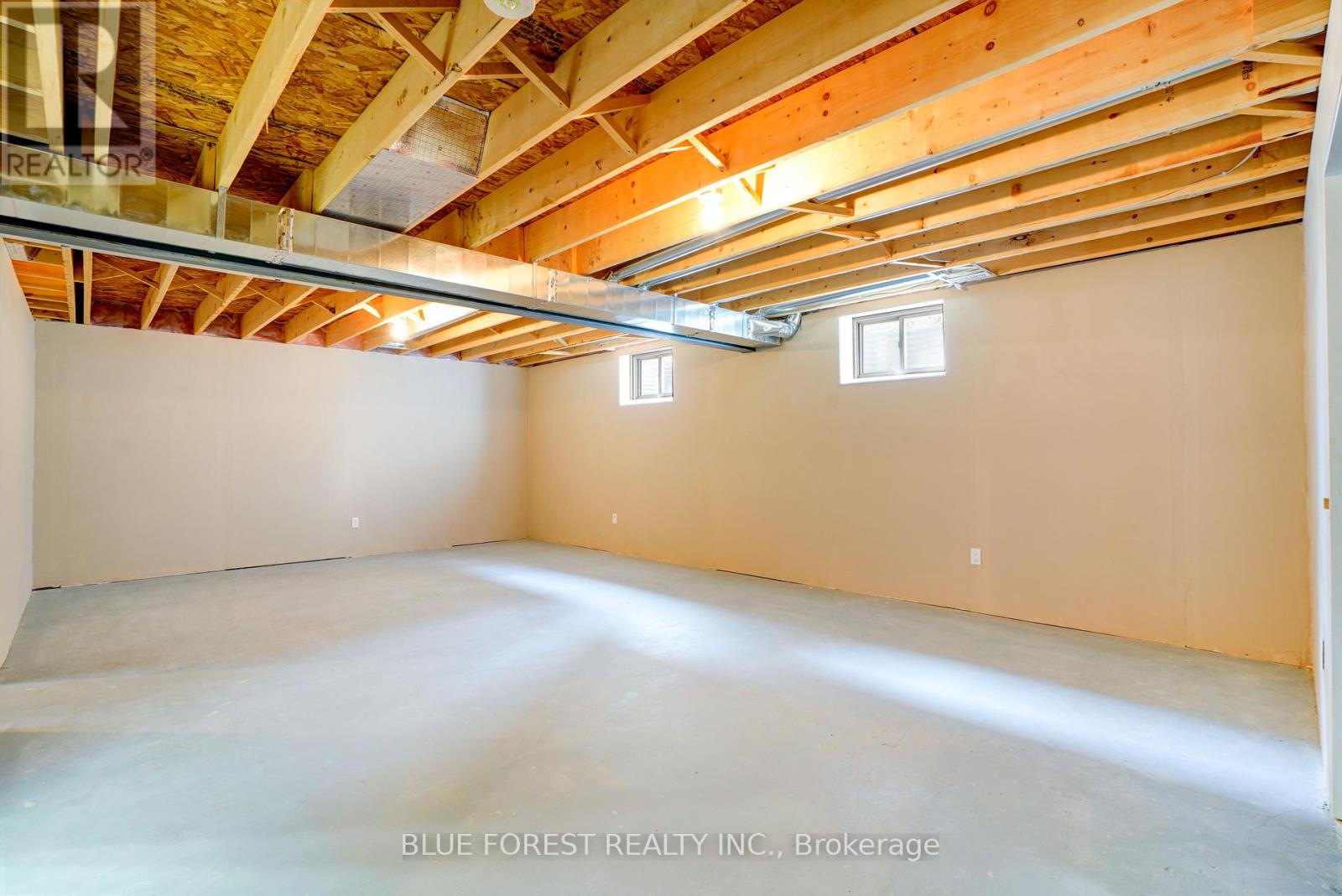 Photo 25 of 10 Auburn Drive, St Thomas ON