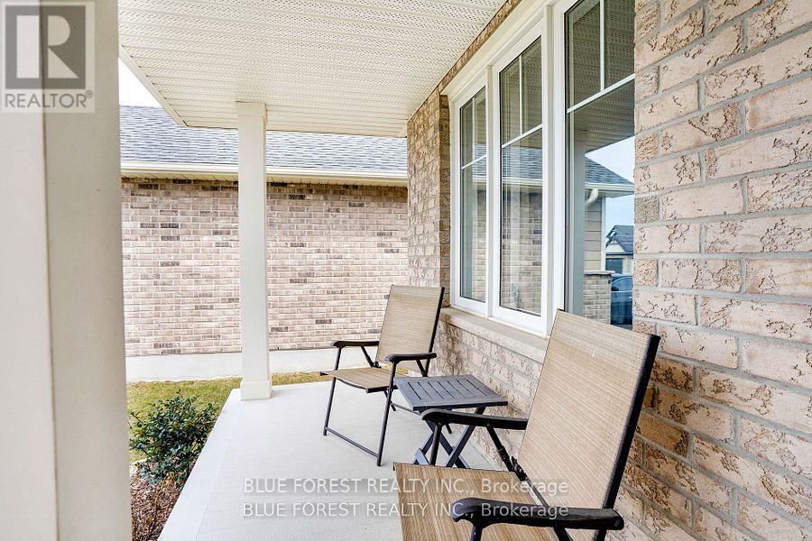 Photo 24 of 10 Auburn Drive, St Thomas ON