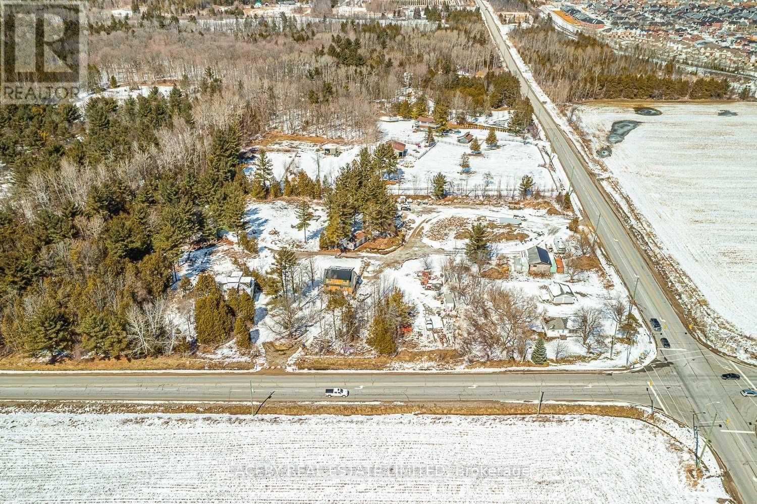 Photo 8 of 1544 7th Line, Innisfil ON