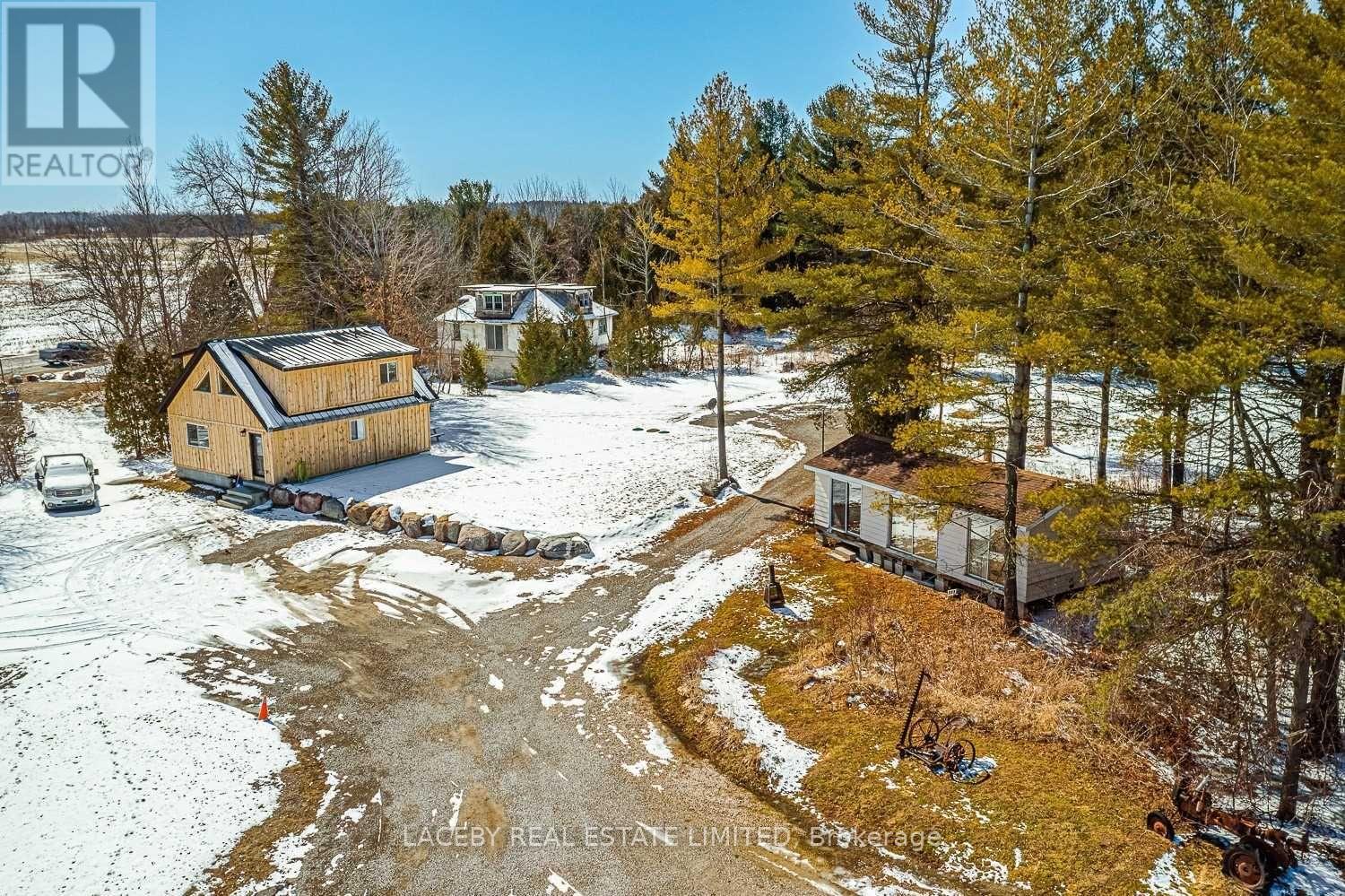 Photo 1 of 1544 7th Line, Innisfil ON