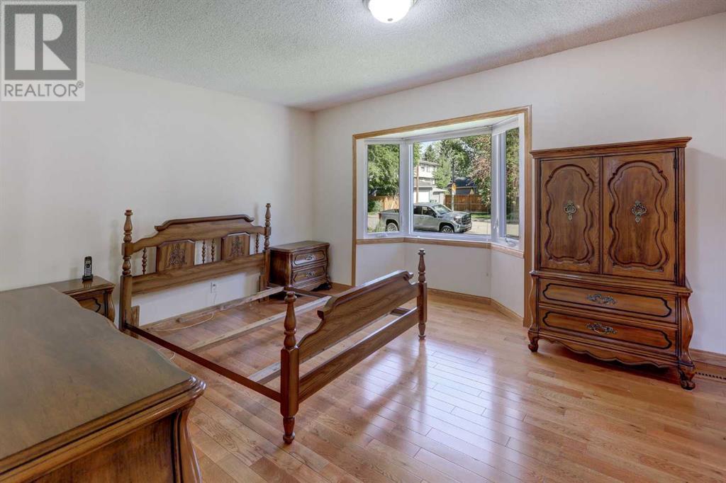 Single Family House Bungalow for Sale in   Avenue SW Altadore Calgary 