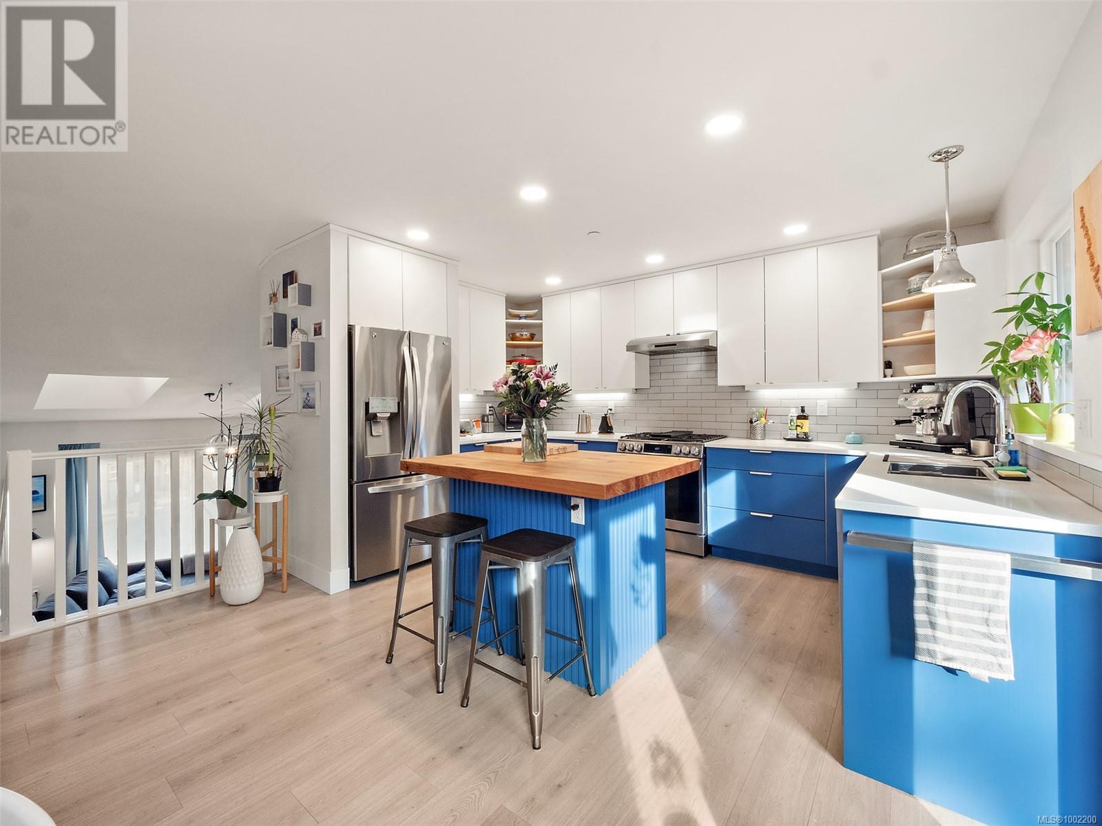 Photo 9 of 2597 Legacy Ridge, Langford BC