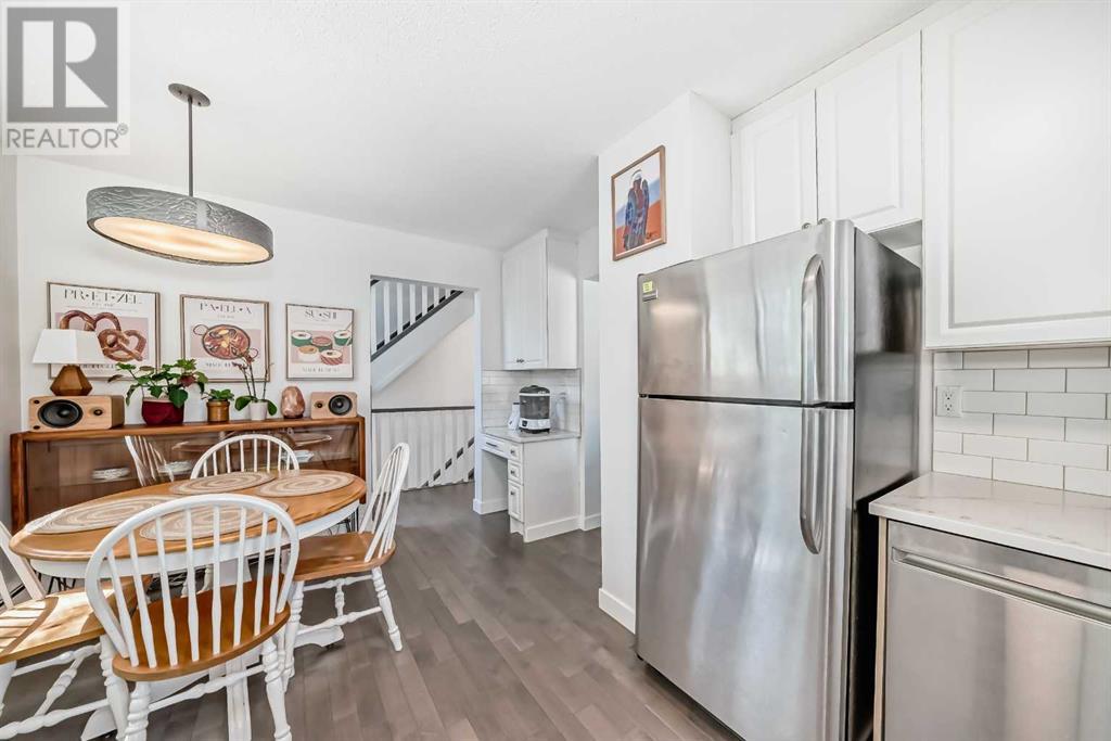 Single Family House for Sale in    Avenue SW Lakeview Calgary 