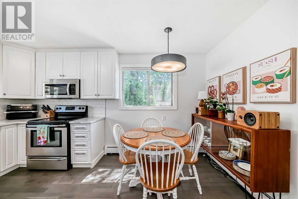 Single Family House for Sale in    Avenue SW Lakeview Calgary 