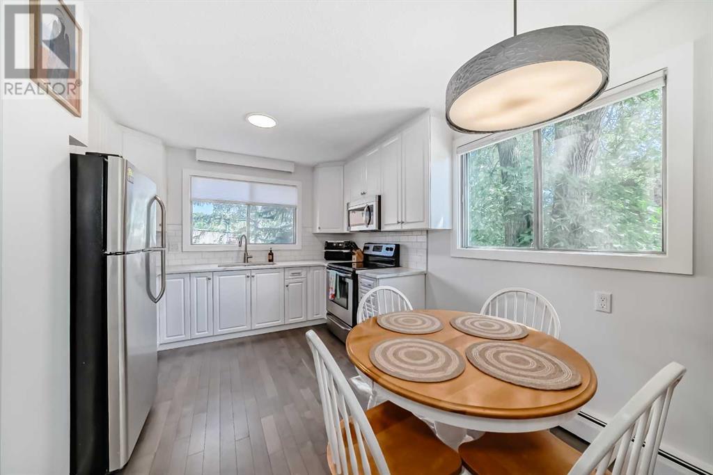 Single Family House for Sale in    Avenue SW Lakeview Calgary 
