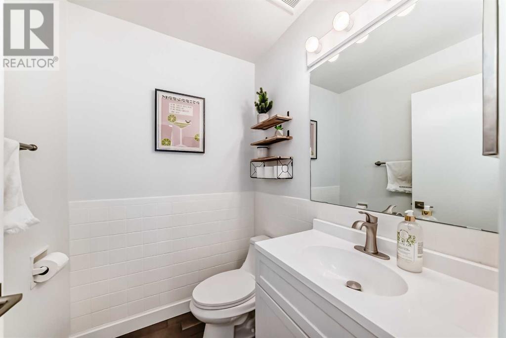 Single Family House for Sale in    Avenue SW Lakeview Calgary 