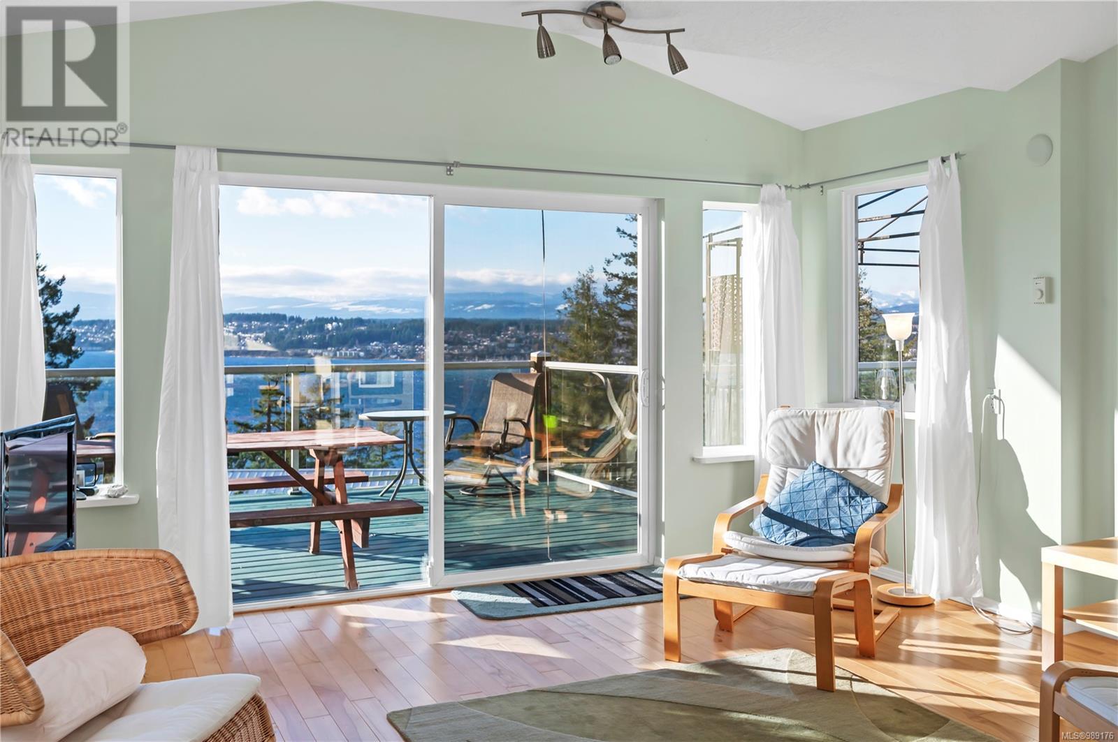 5 620 Helanton Rd, Quadra Island