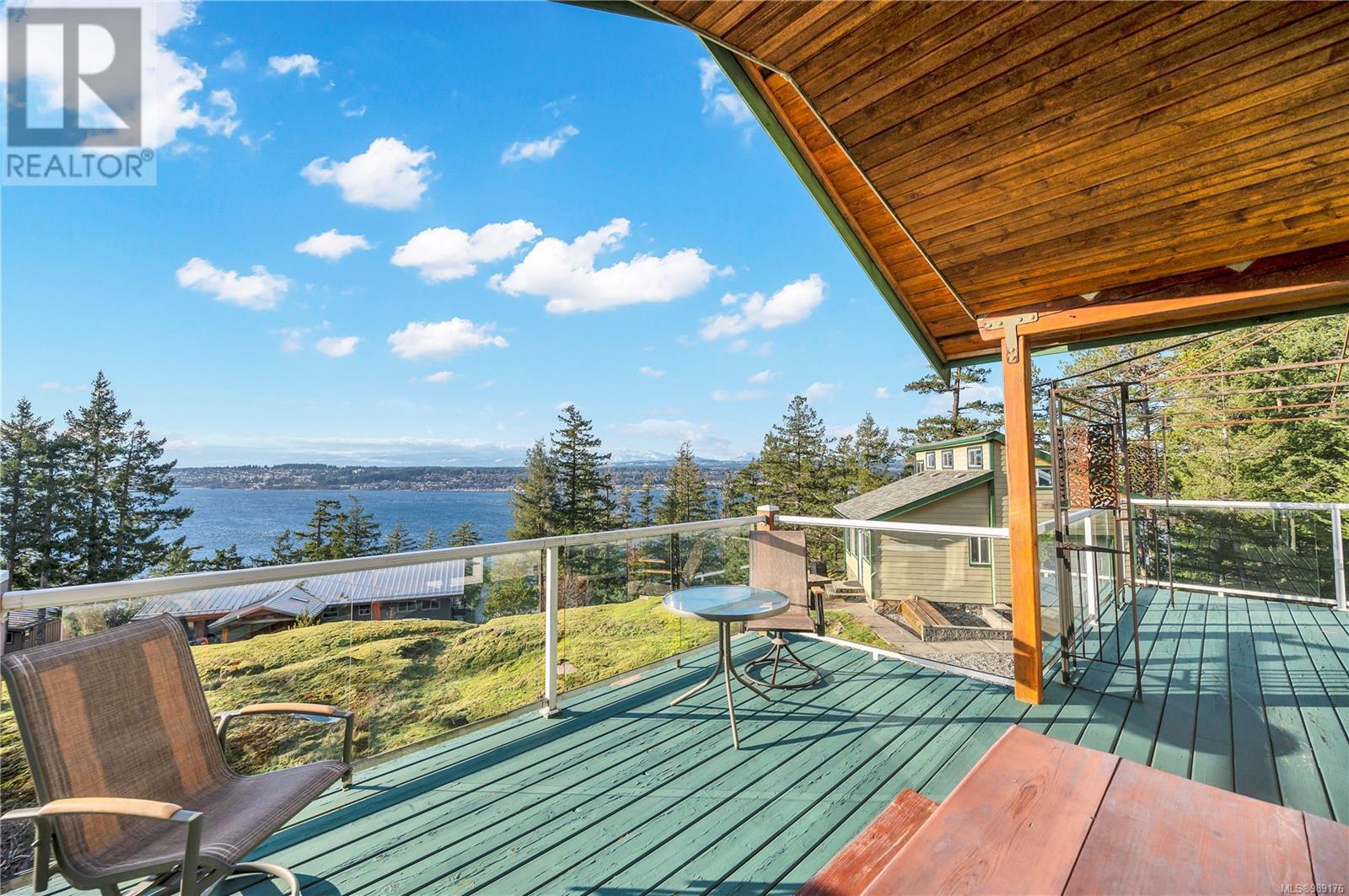 5 620 Helanton Rd, Quadra Island