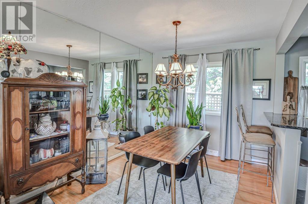 Single Family House 4 Level for Sale in   Avenue SW Westgate Calgary 