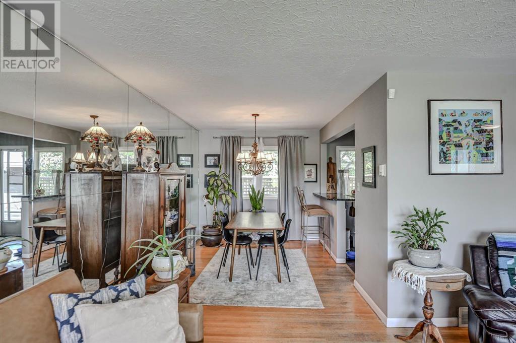 Single Family House 4 Level for Sale in   Avenue SW Westgate Calgary 