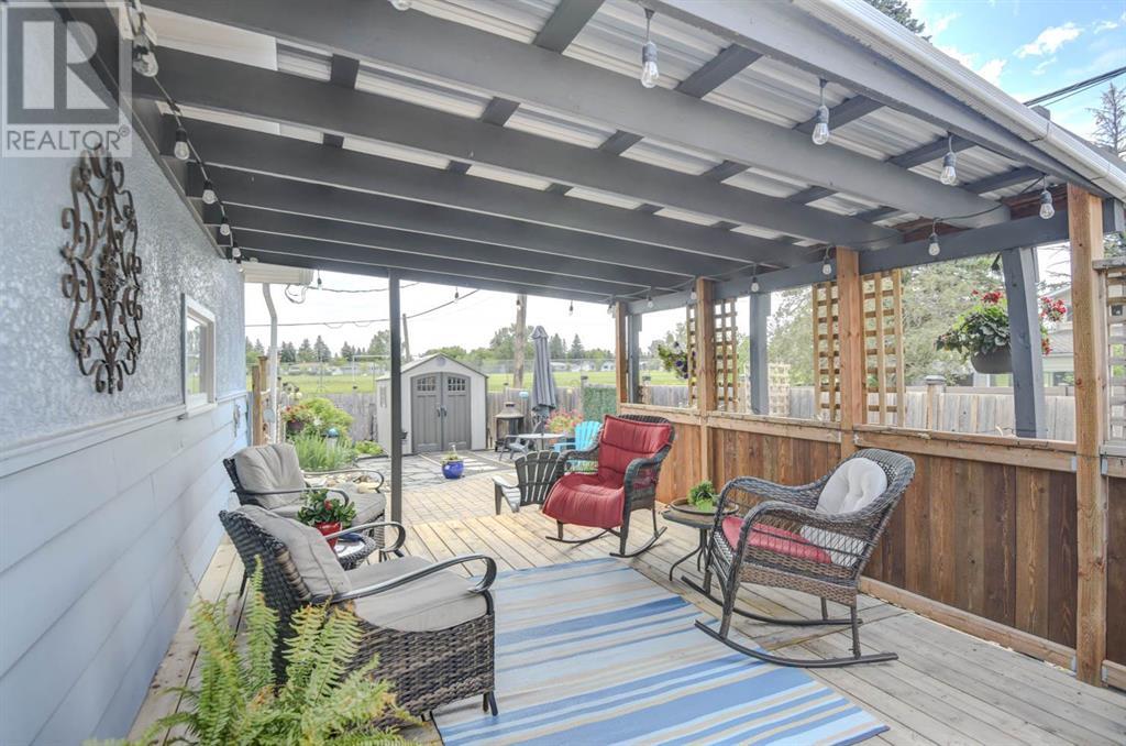 Single Family House 4 Level for Sale in   Avenue SW Westgate Calgary 