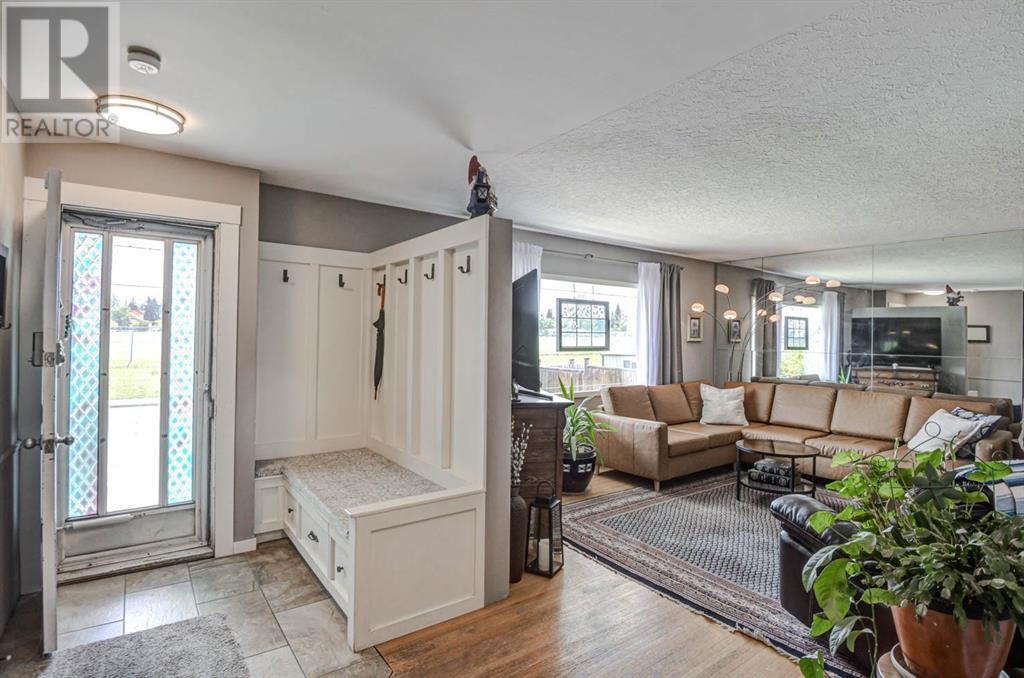 4732 8 Avenue SW, Calgary, Alberta