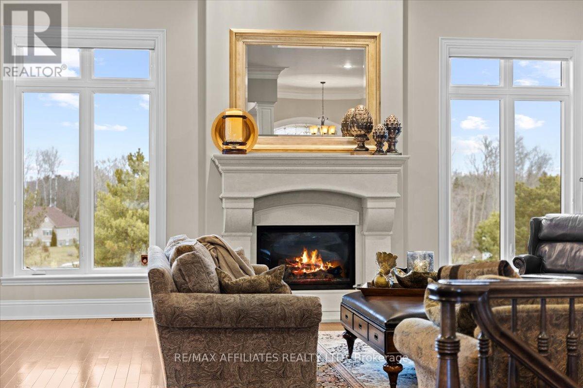 Photo 5 of 1530 Creagan Court, Ottawa ON