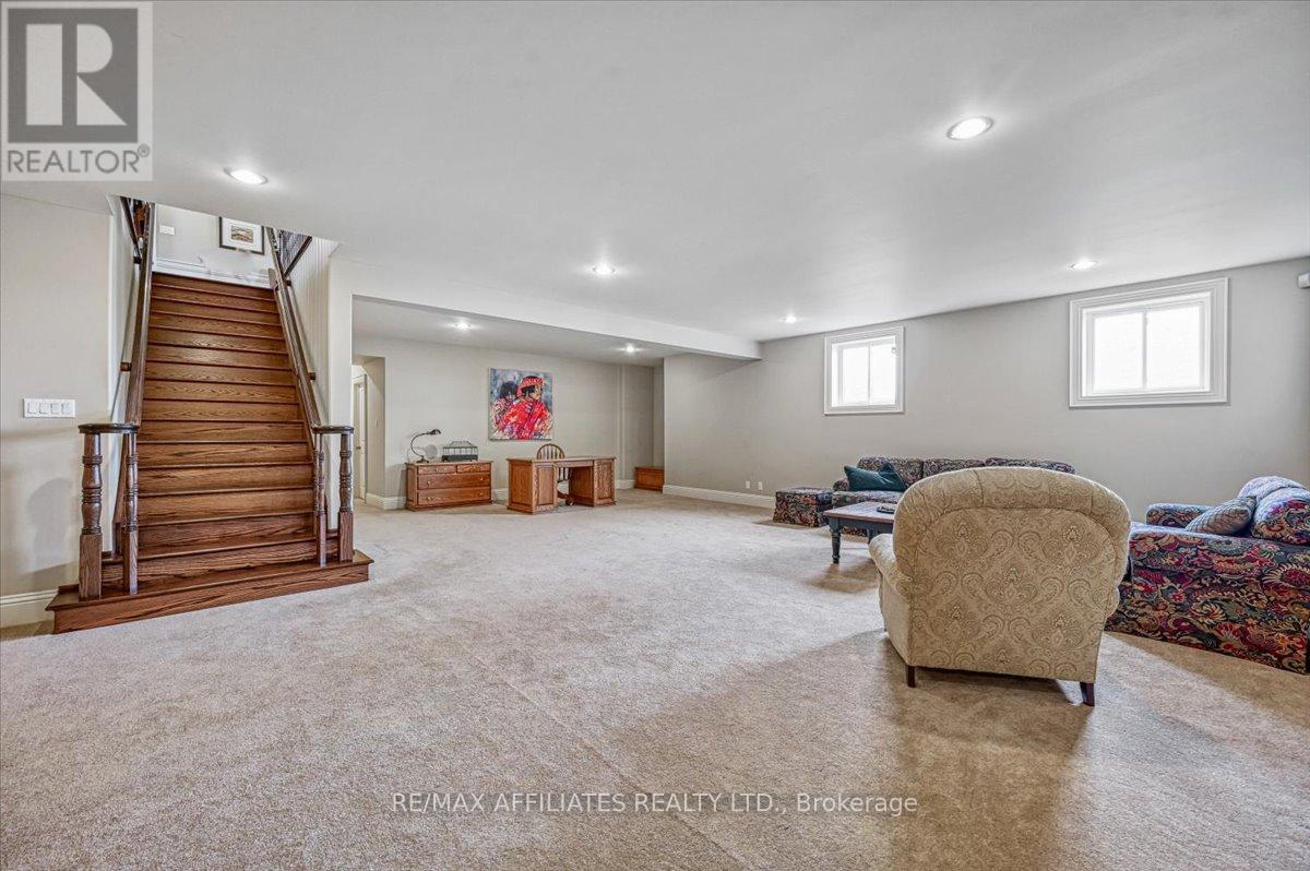 Photo 19 of 1530 Creagan Court, Ottawa ON