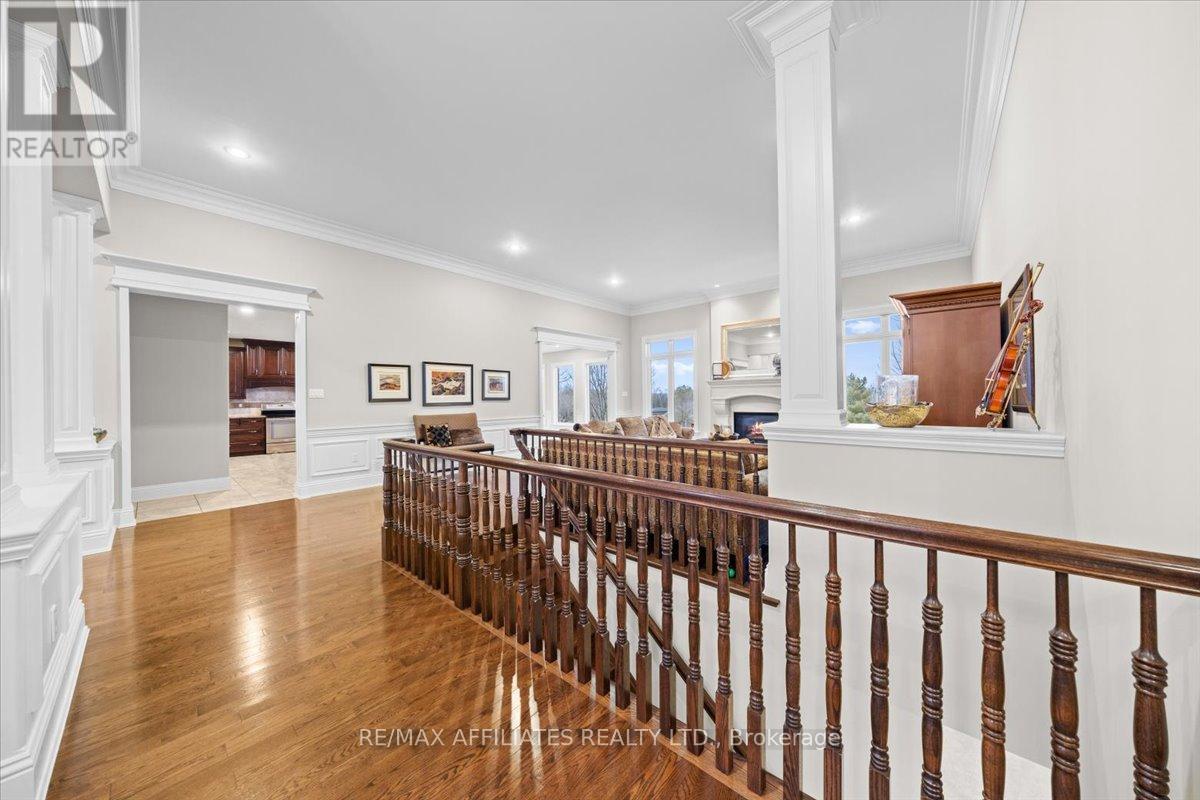 Photo 10 of 1530 Creagan Court, Ottawa ON