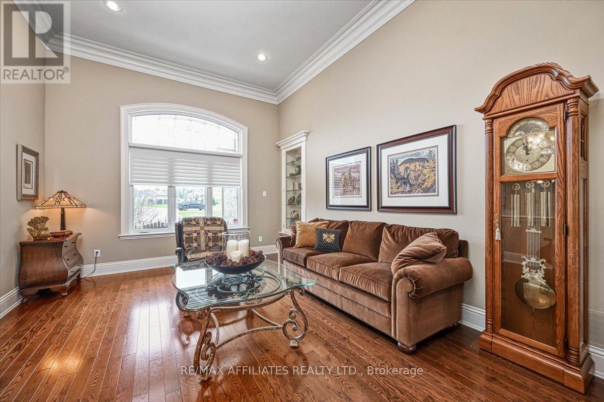 Photo 11 of 1530 Creagan Court, Ottawa ON