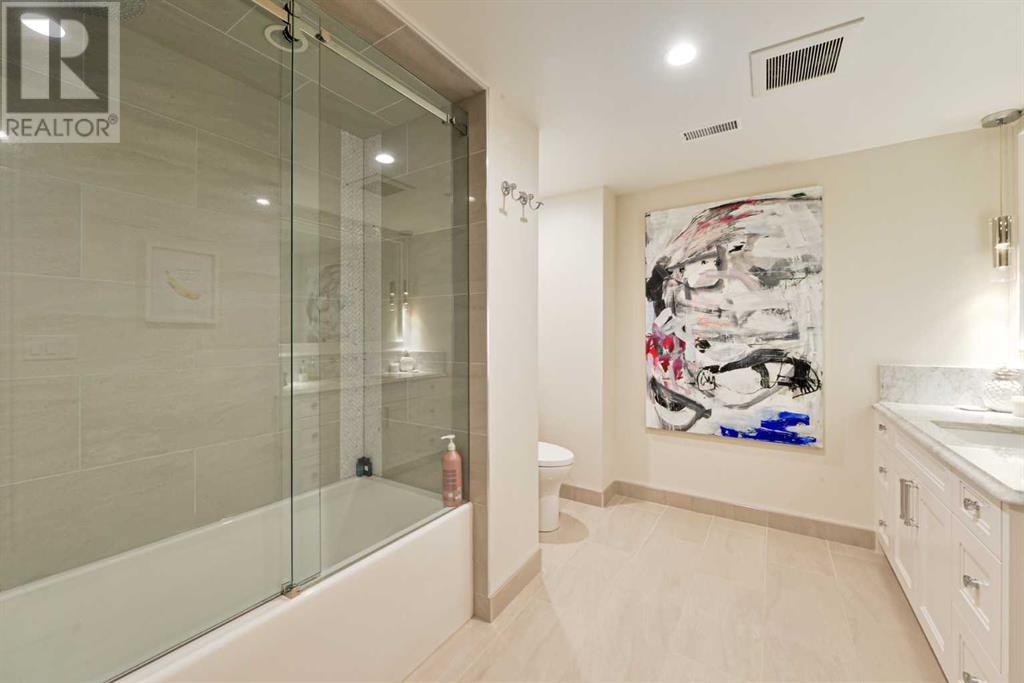 Single Family House for Sale in  Premier Way SW Upper Mount Royal Calgary 