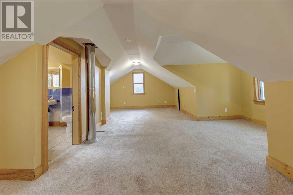 Single Family House for Sale in   Avenue NW Tuxedo Park Calgary 
