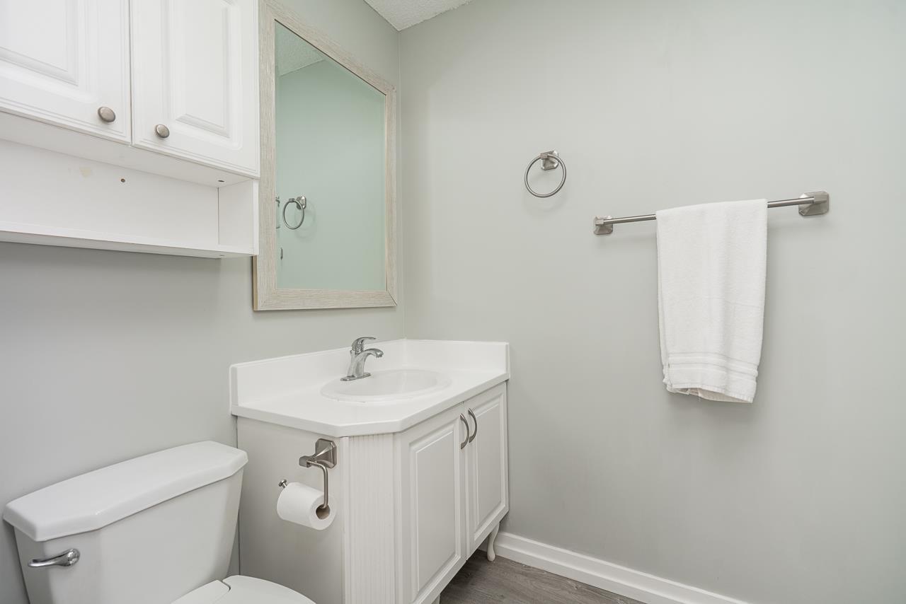 Photo 8 of 107 13977 74 Avenue, Surrey BC