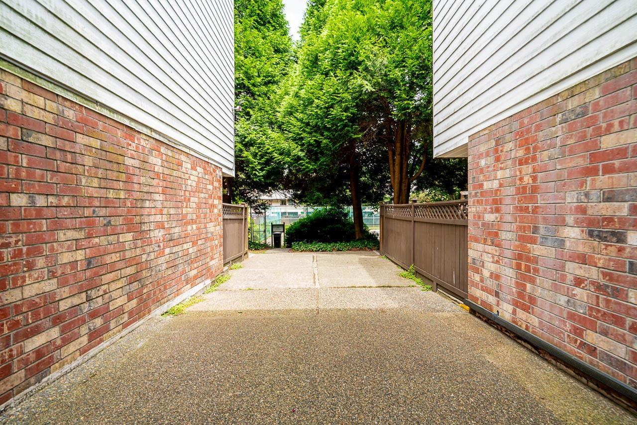 Photo 18 of 107 13977 74 Avenue, Surrey BC