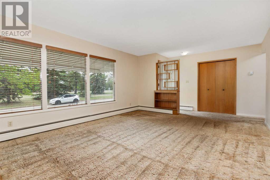Single Family House Bungalow for Sale in   Avenue Rosedale Camrose 