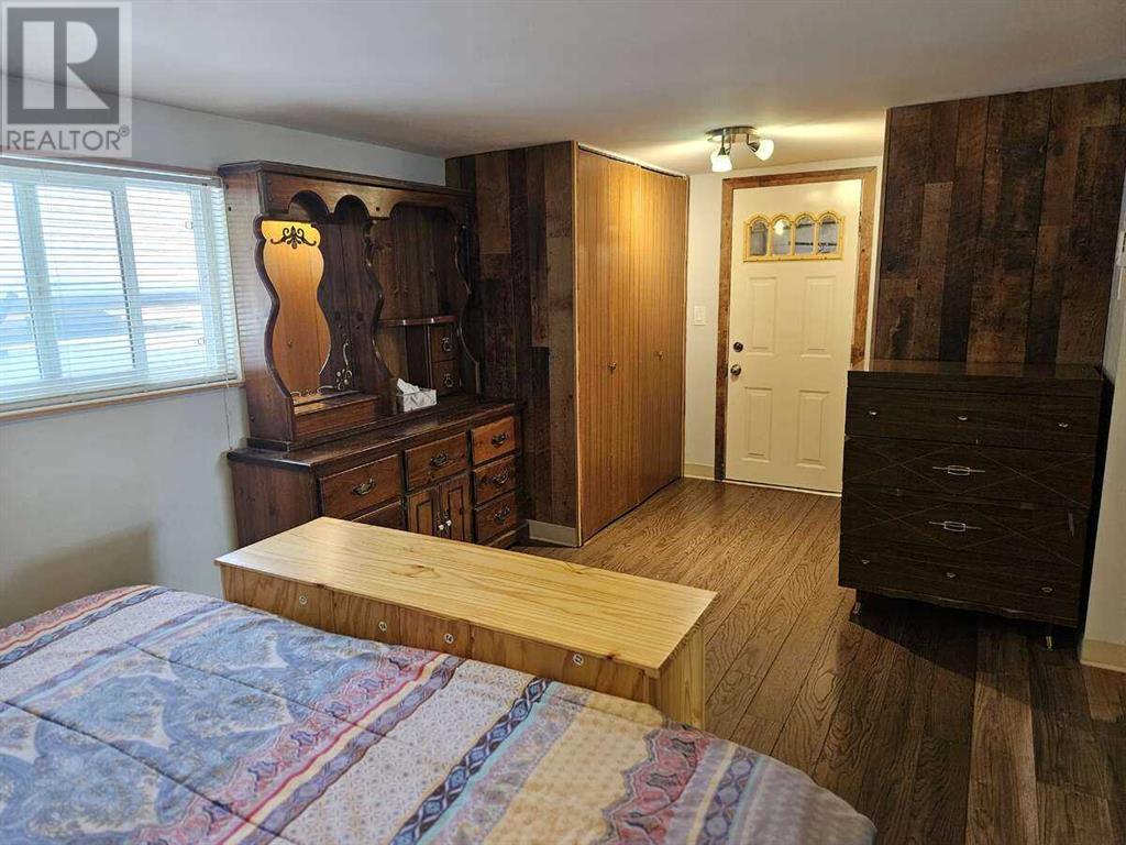 Single Family House Mobile Home for Sale in    Street NW Bowness Calgary 