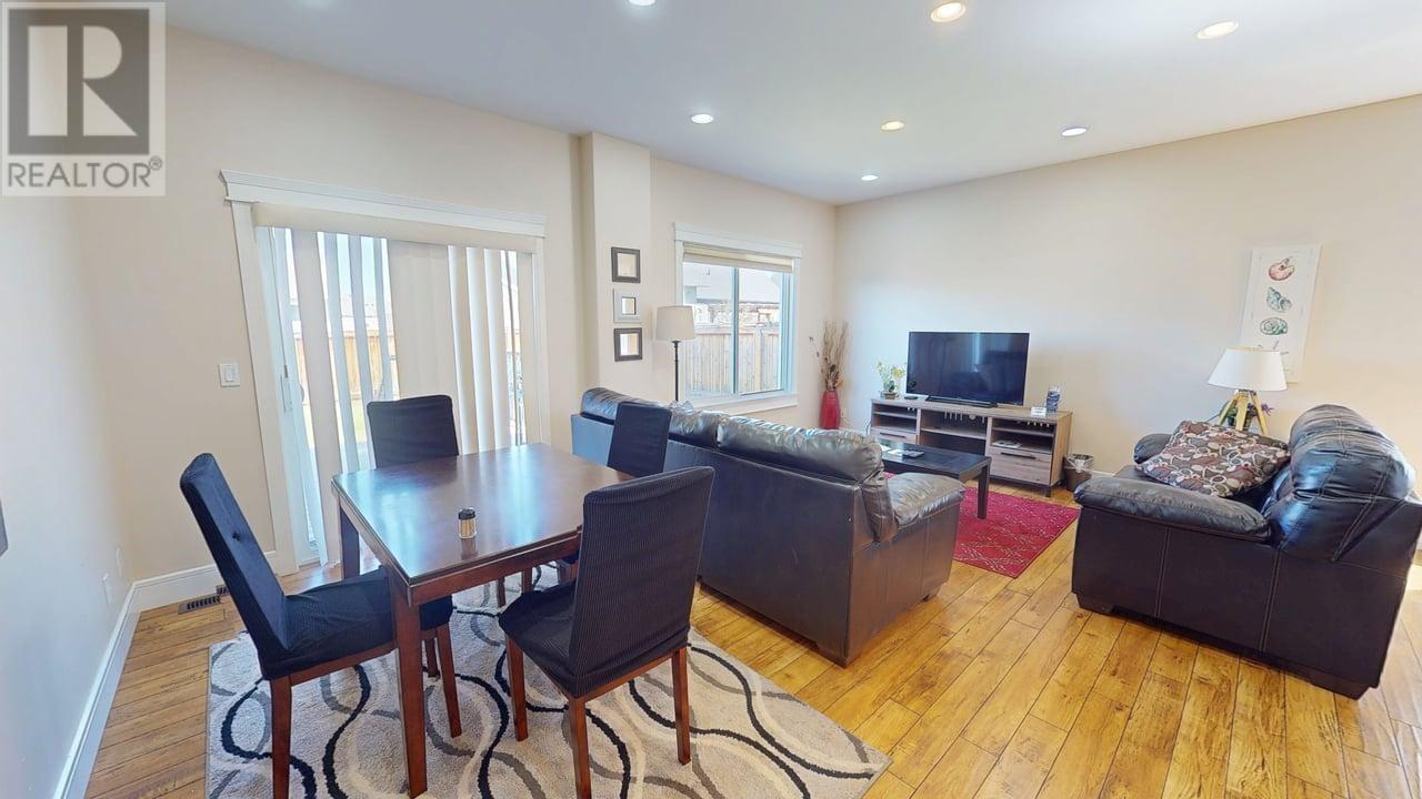 Photo 12 of 11016 104 A Avenue, Fort St John BC